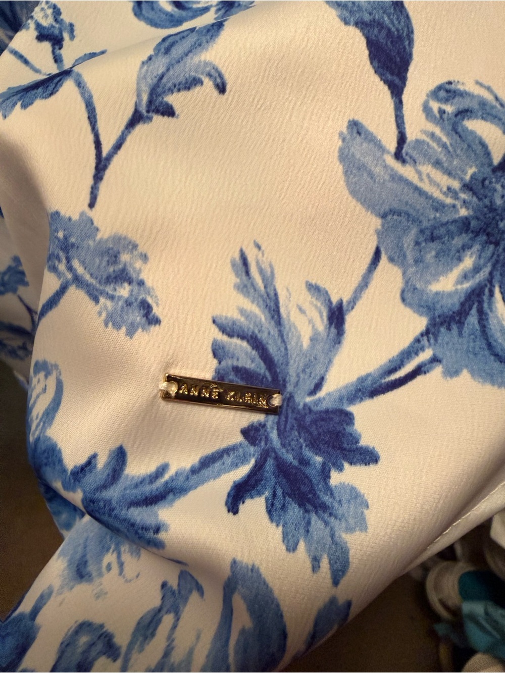 Anne Klein Blue Floral Scoop Neck Women's Top - Picture 5 of 7